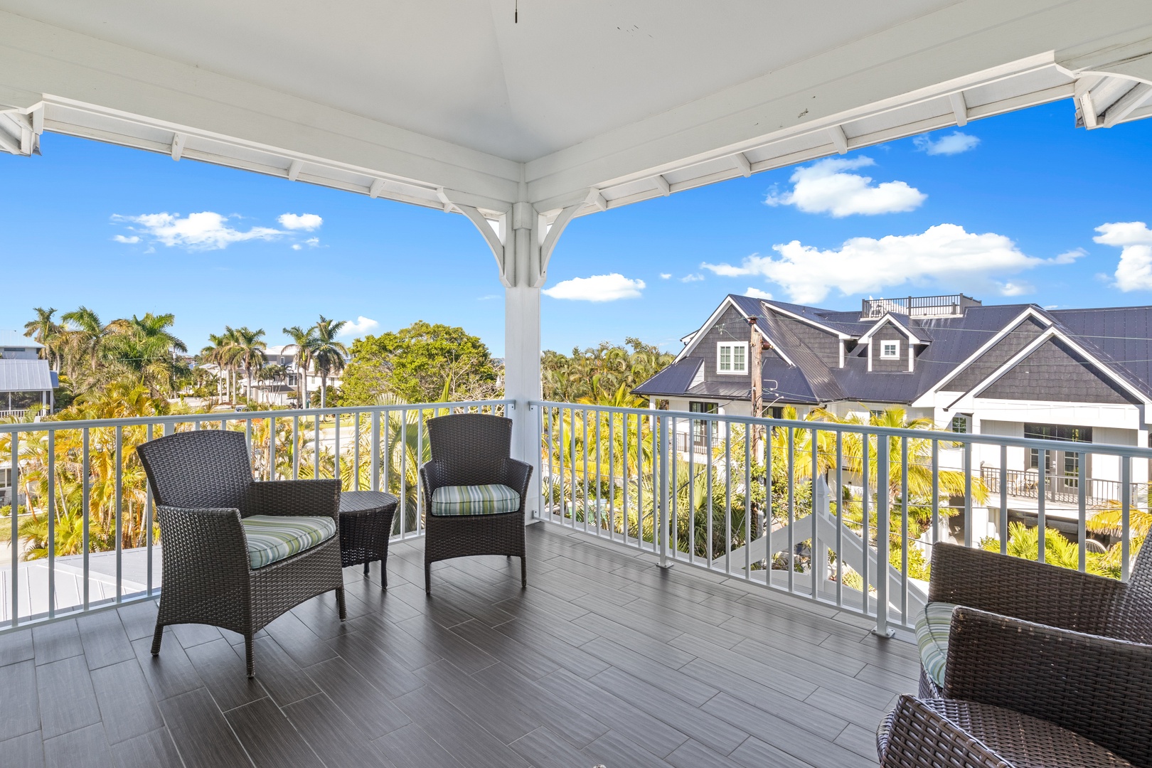 Balcony, Seating Area