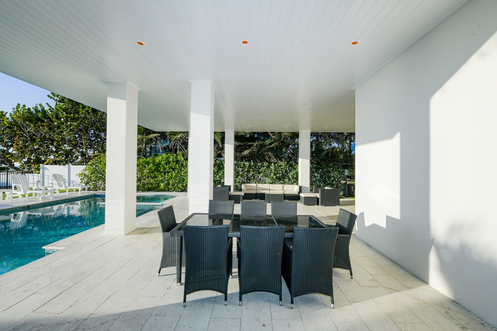 Pool Patio Outdoor Dining table