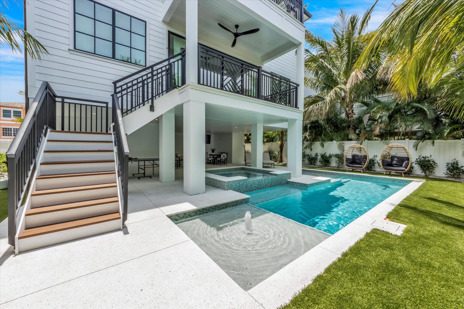 Private Pool and Backyard