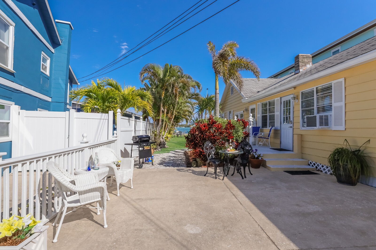 Seaside Cottage- AMI Accommodations