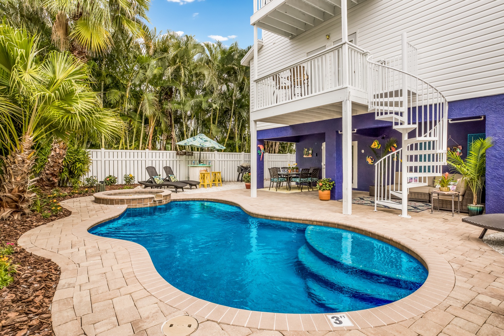 Banana Cabana by Anna Maria Island Accommodations