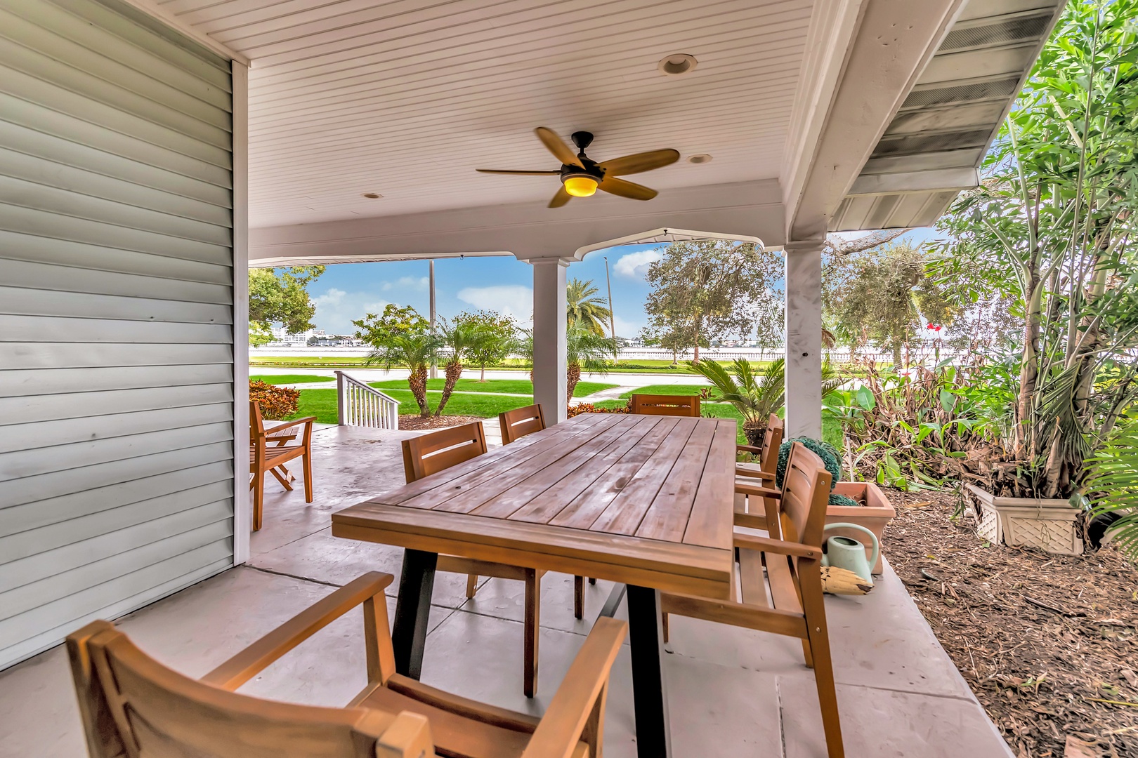 Outdoor Dining Area