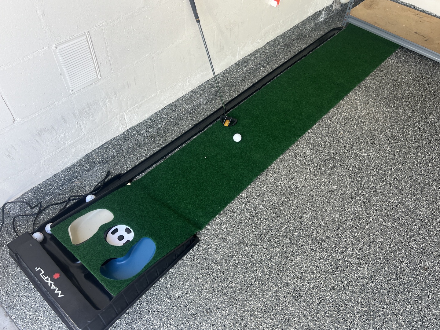 Mini Putting Game