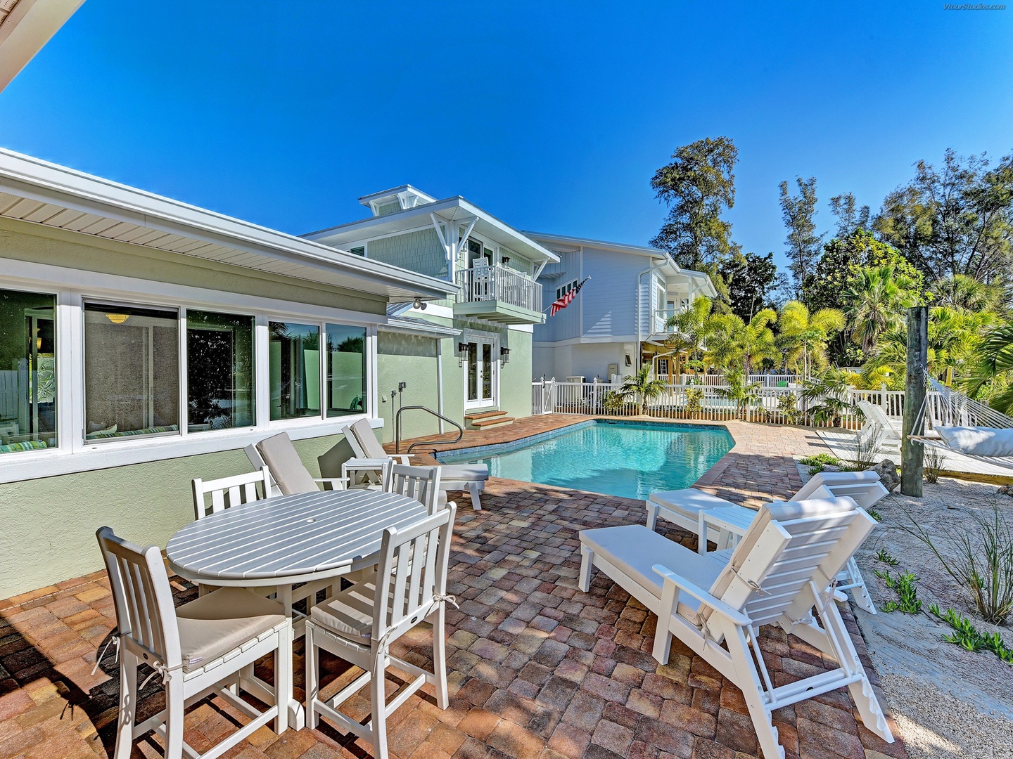 Private Pool and Seating