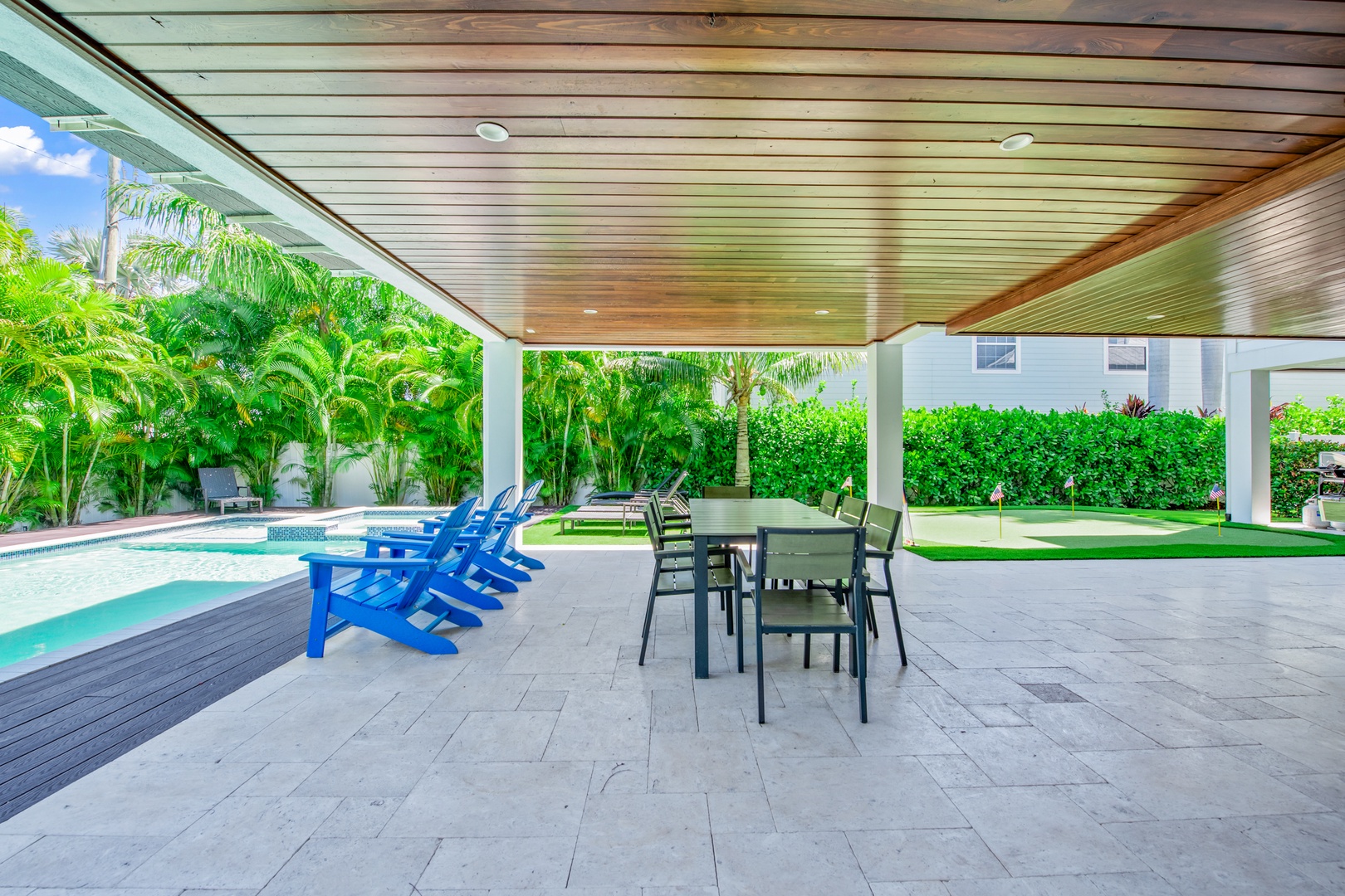 Outdoor Dining Area