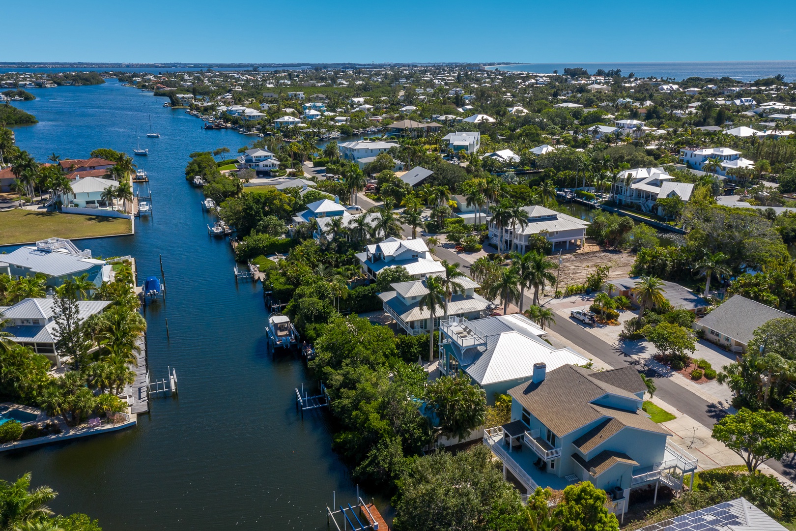 Silver King by Anna Maria Island Accommodations