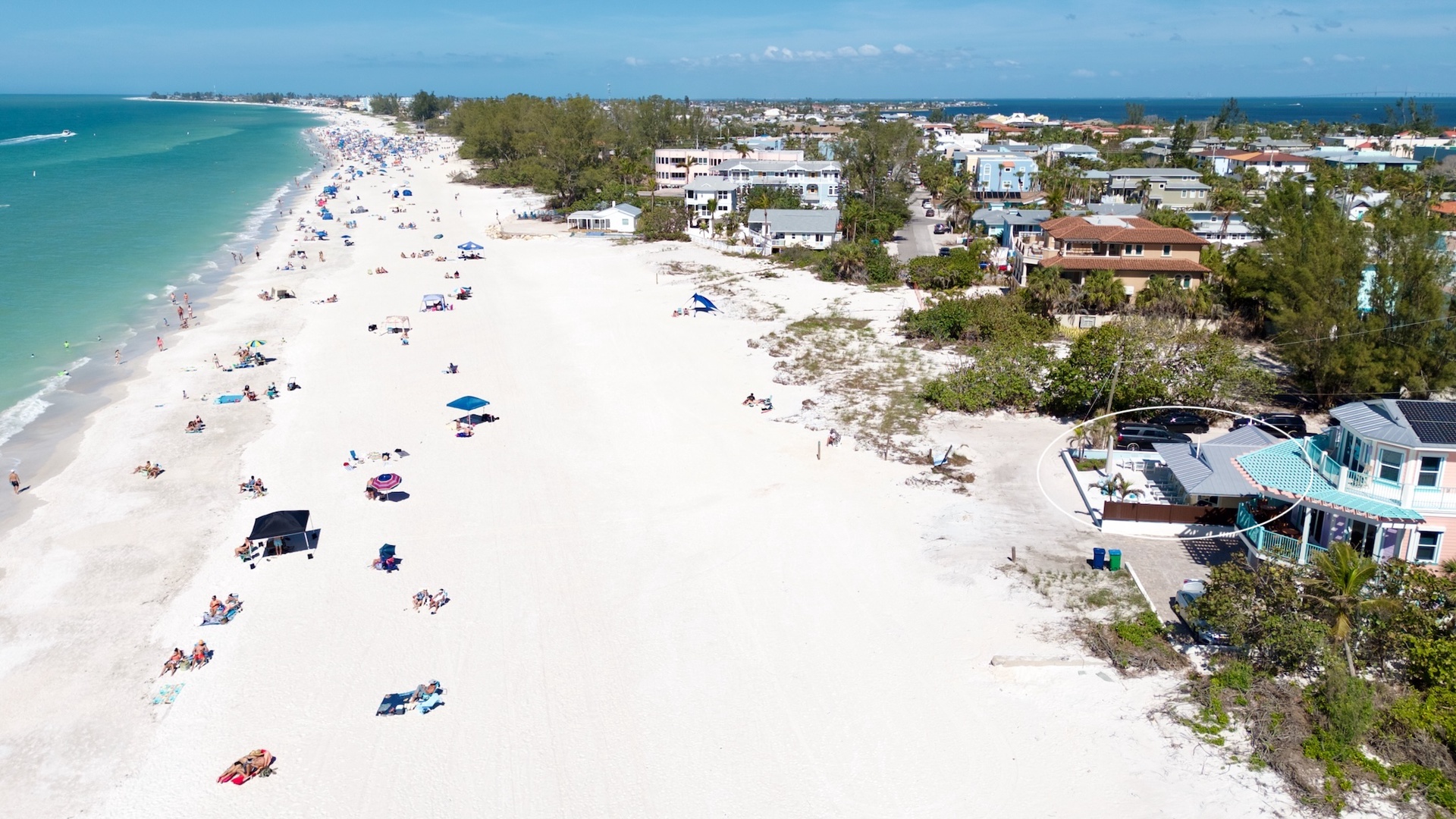 Cottage By The Sea by Anna Maria Island Accommodations