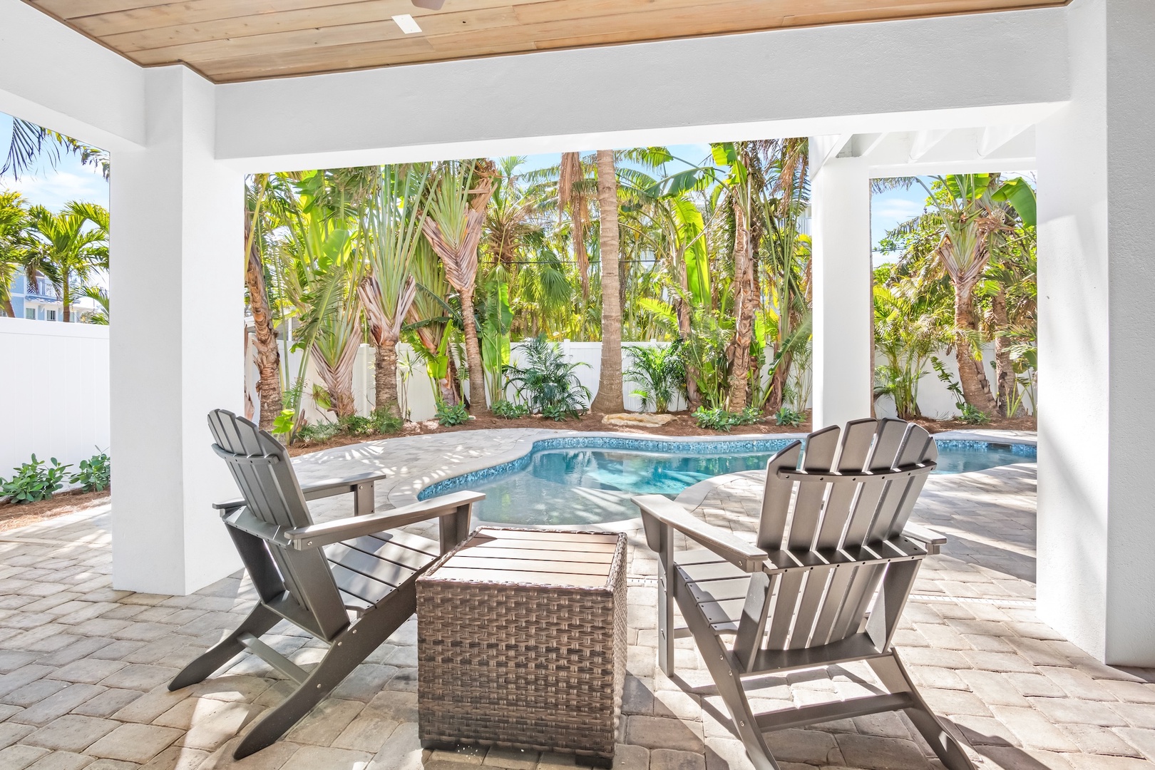 Poolside Seating