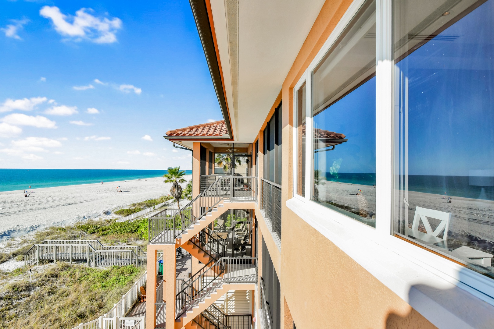 Bradenton Beach Club Unit E Rear Stairway to Beach