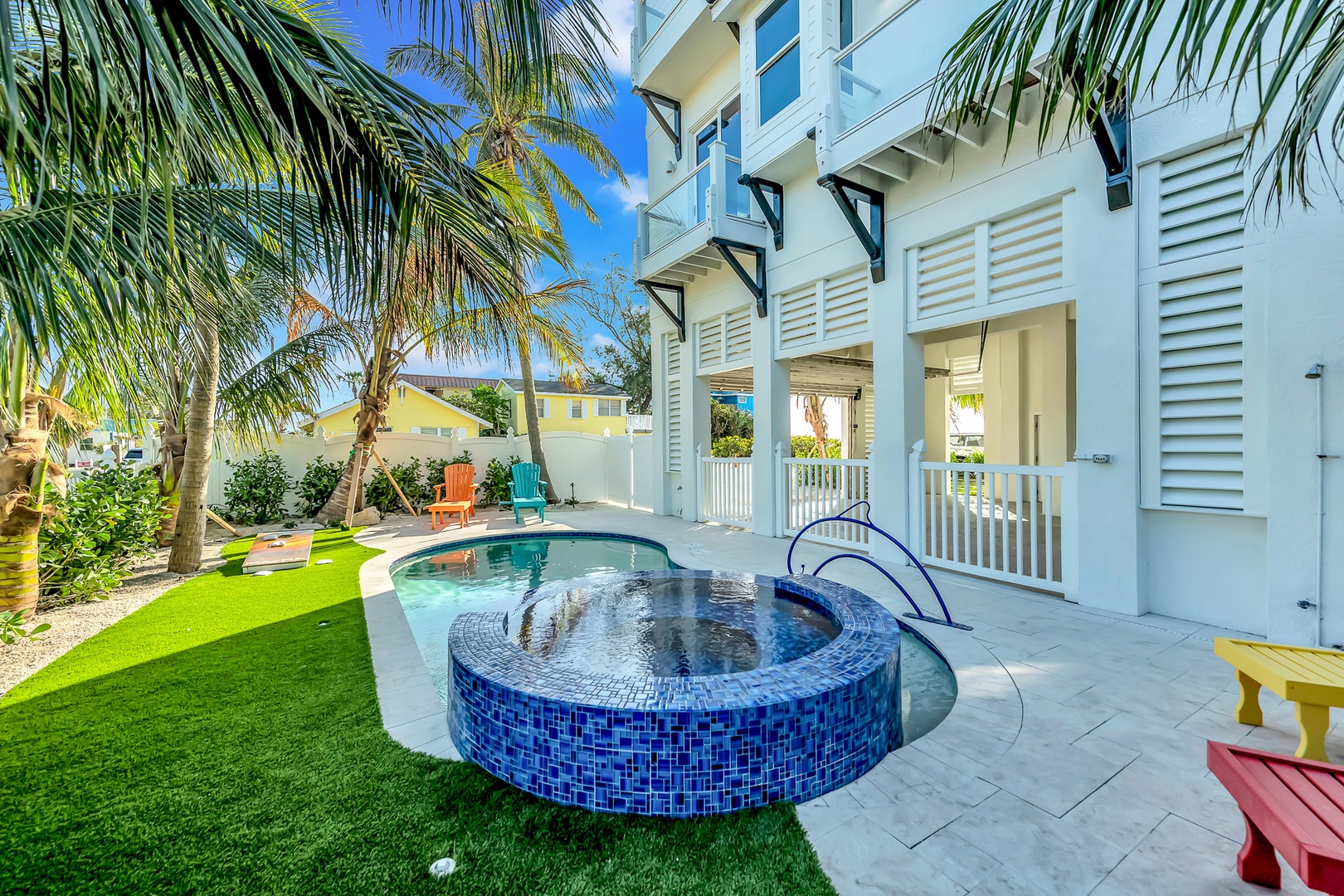 Private Pool and hot tub