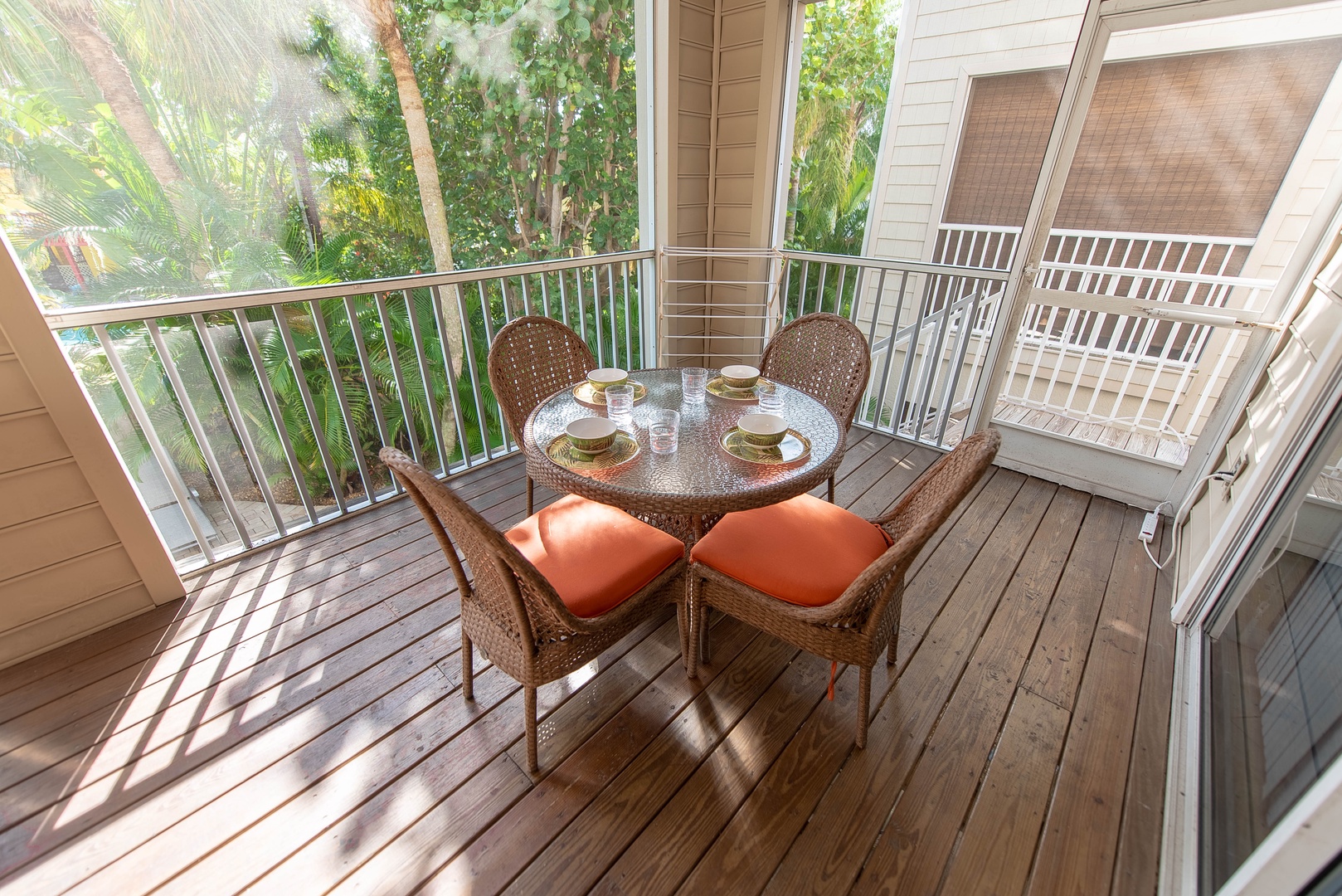 Screened-in Balcony