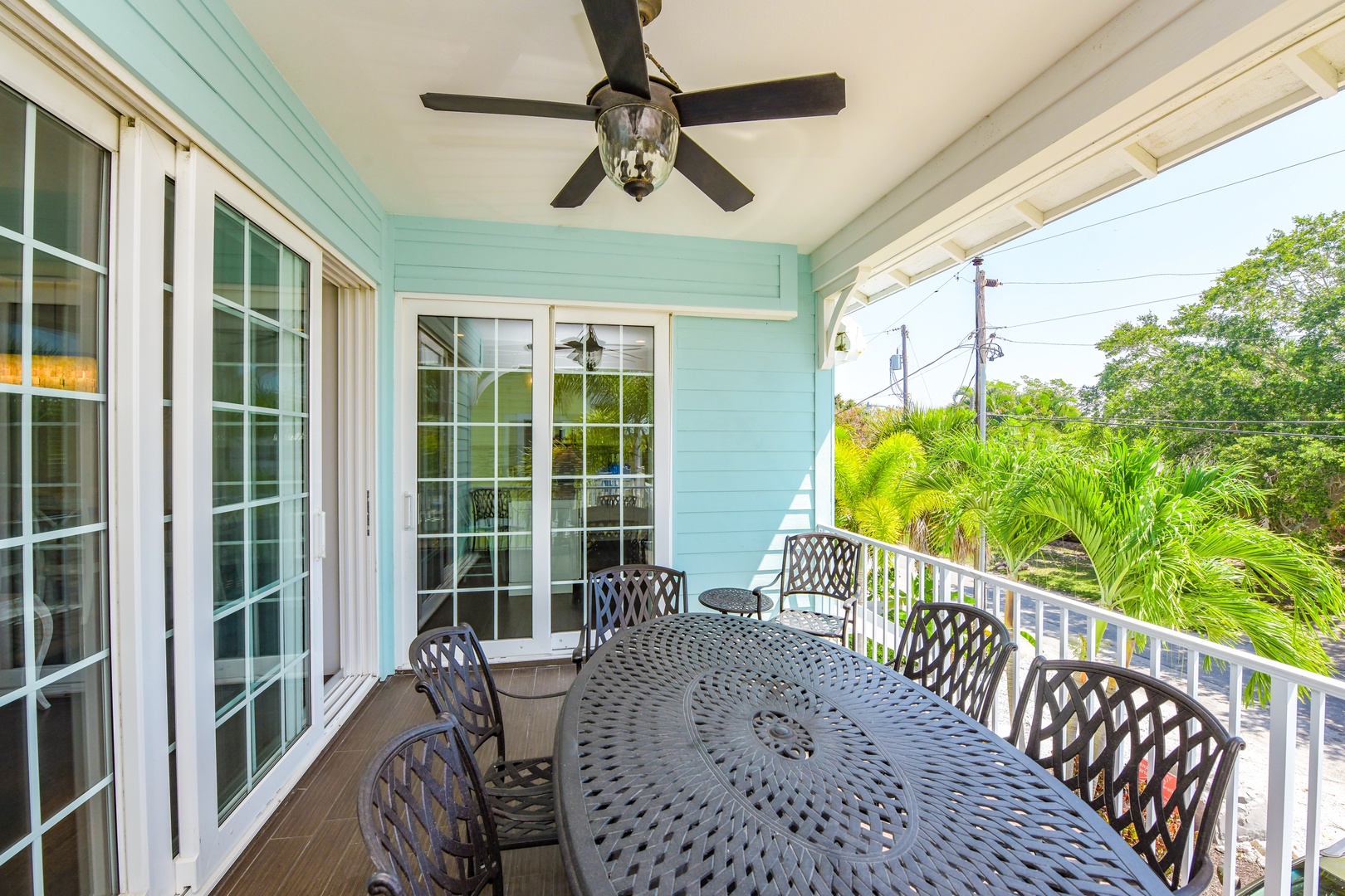 Balcony, Outdoor Dining