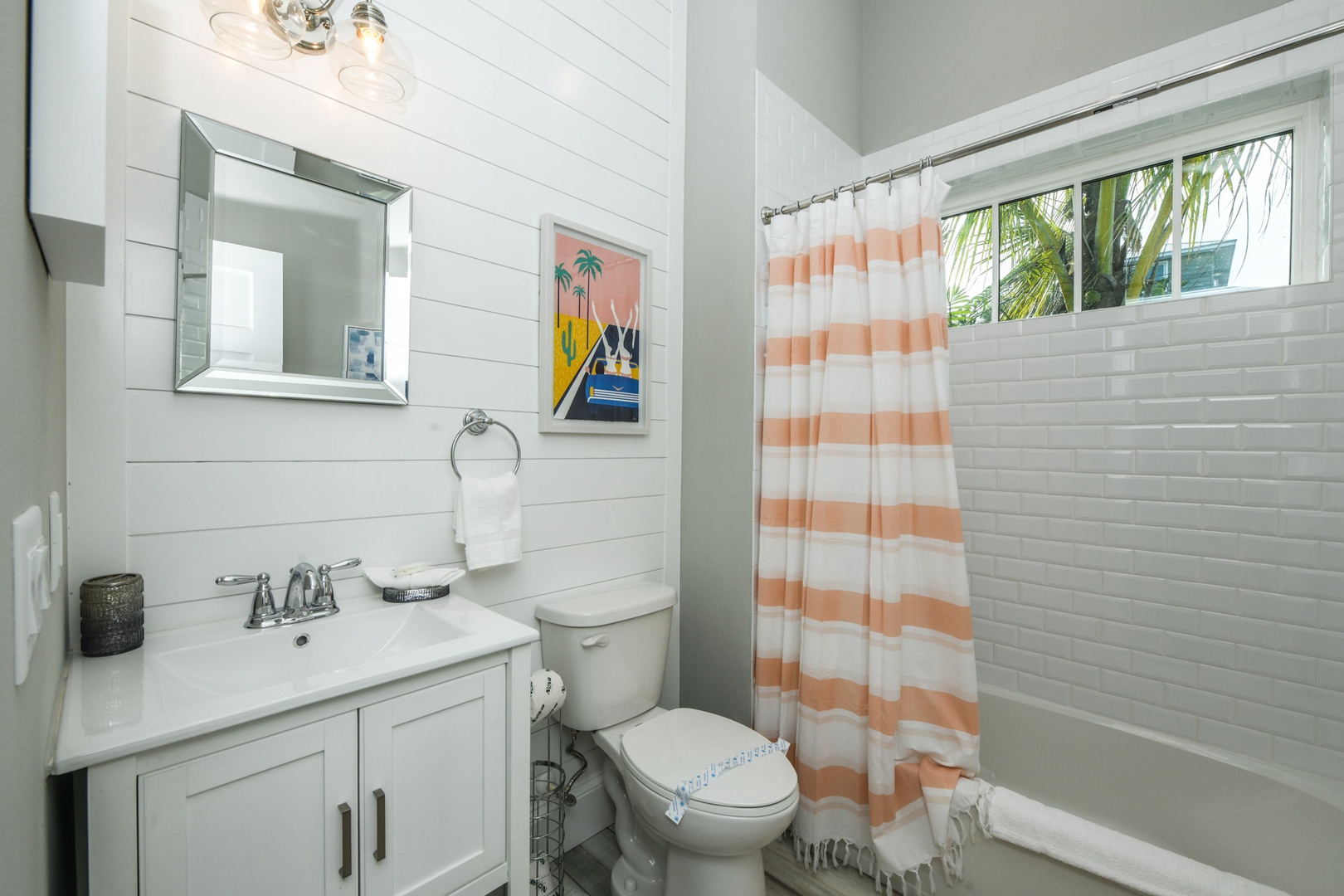 Full Bathroom - Shower Tub Combo