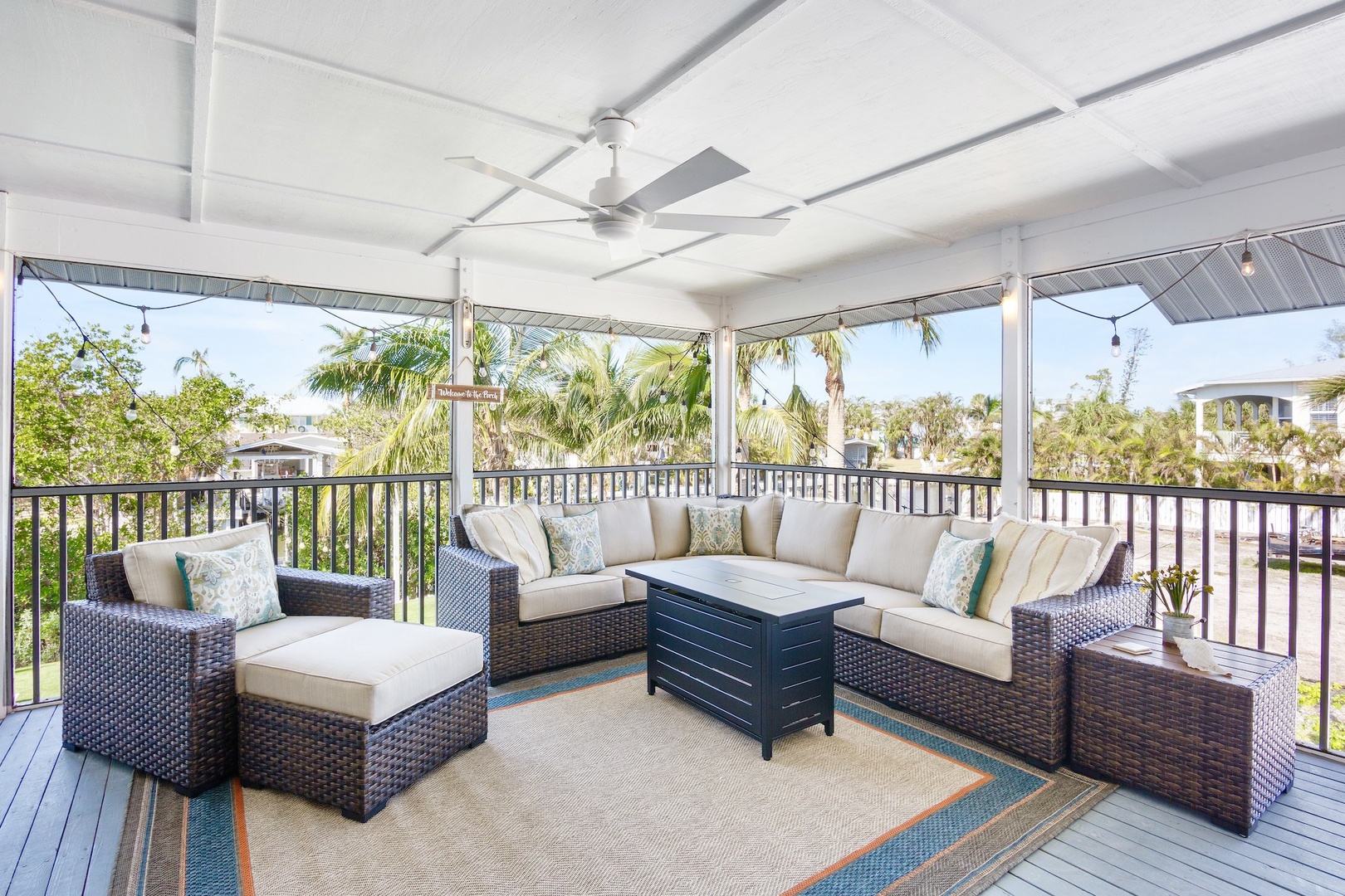 Screened In Porch Living Area