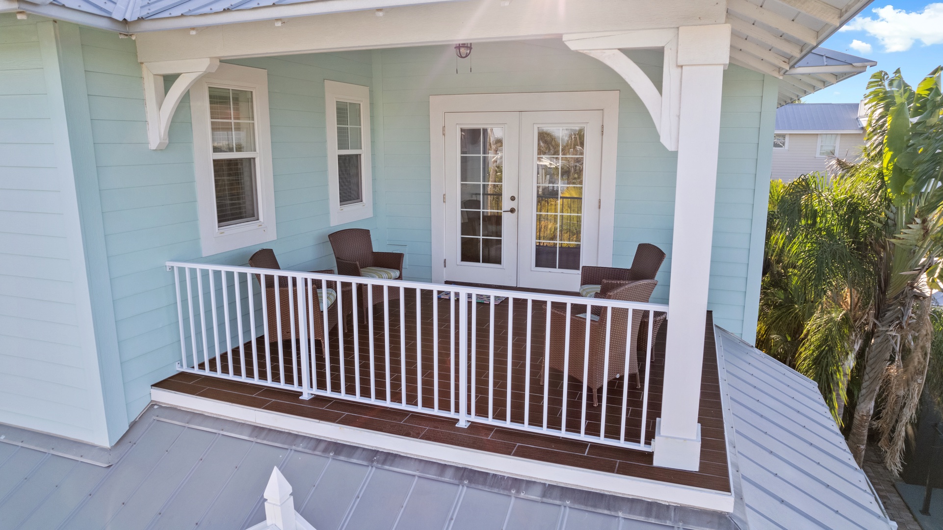 Balcony, Seating Area