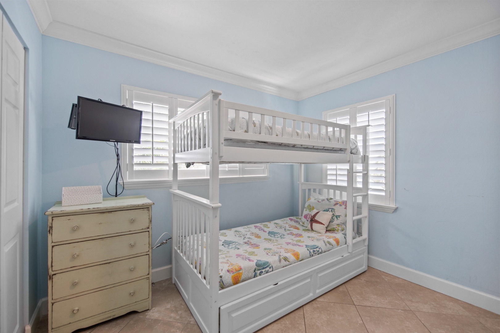 Fourth Bedroom - Second Floor -Two Twin Bunks