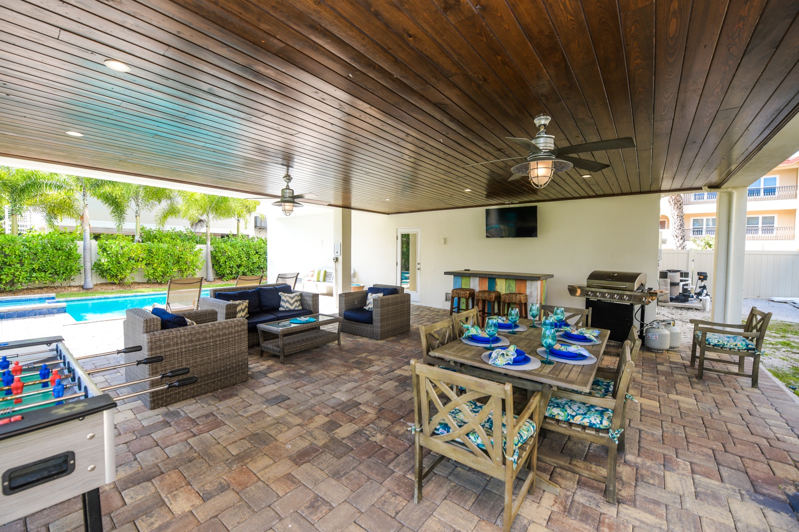 Pool Patio, Coconut Cove - AMI Locals