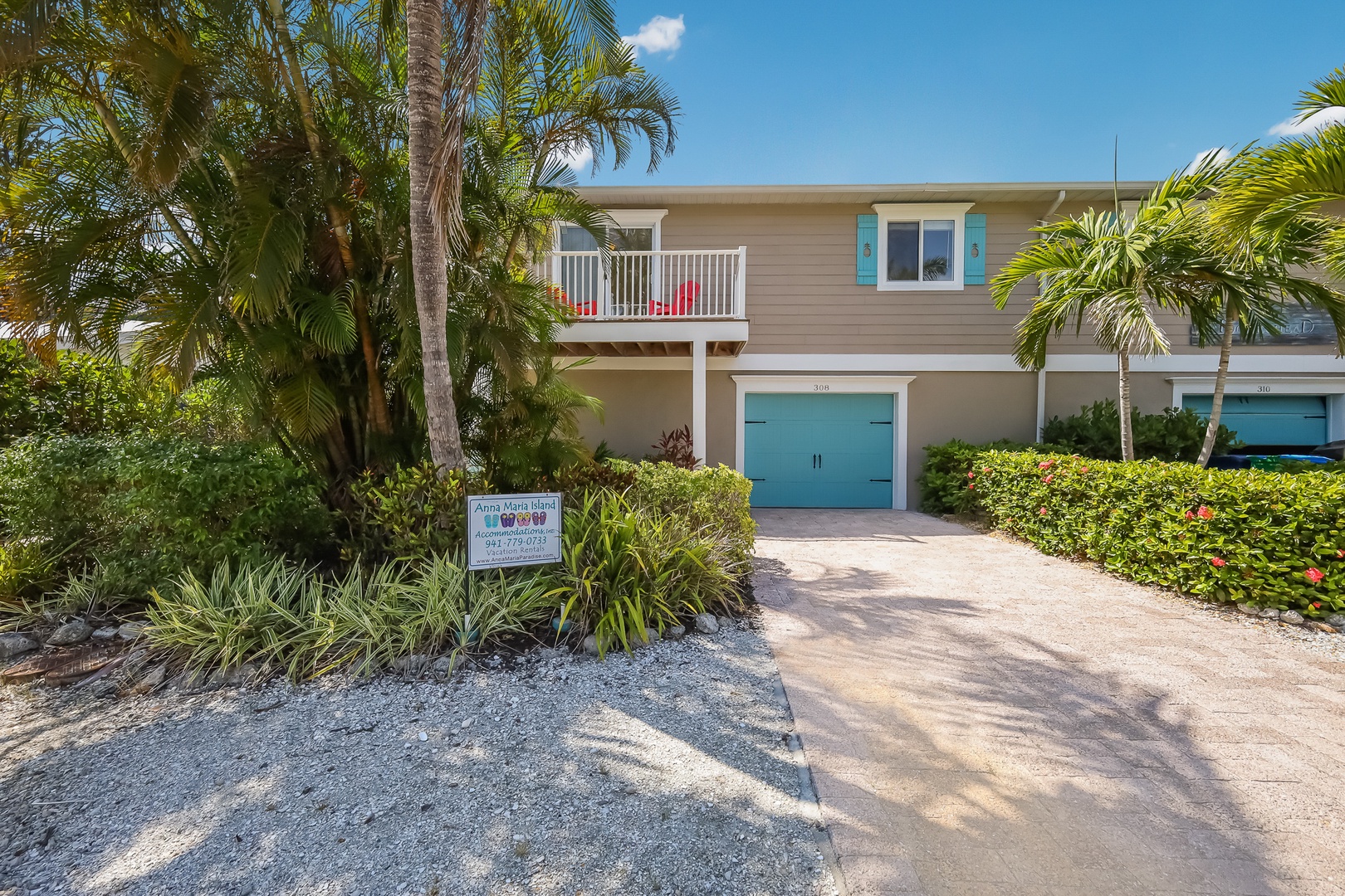 Pineapple Palms - By Anna Maria Island Accommodations
