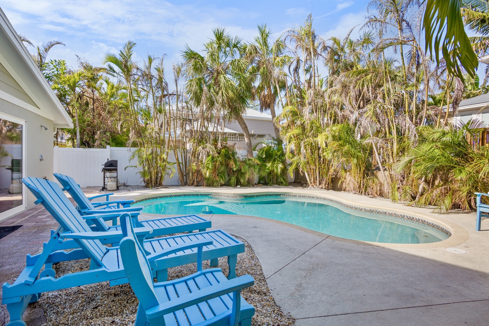 Poolside Loungers