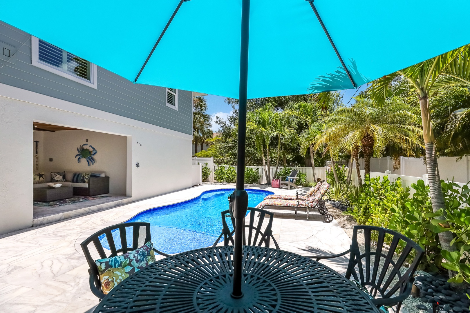 Poolside Seating