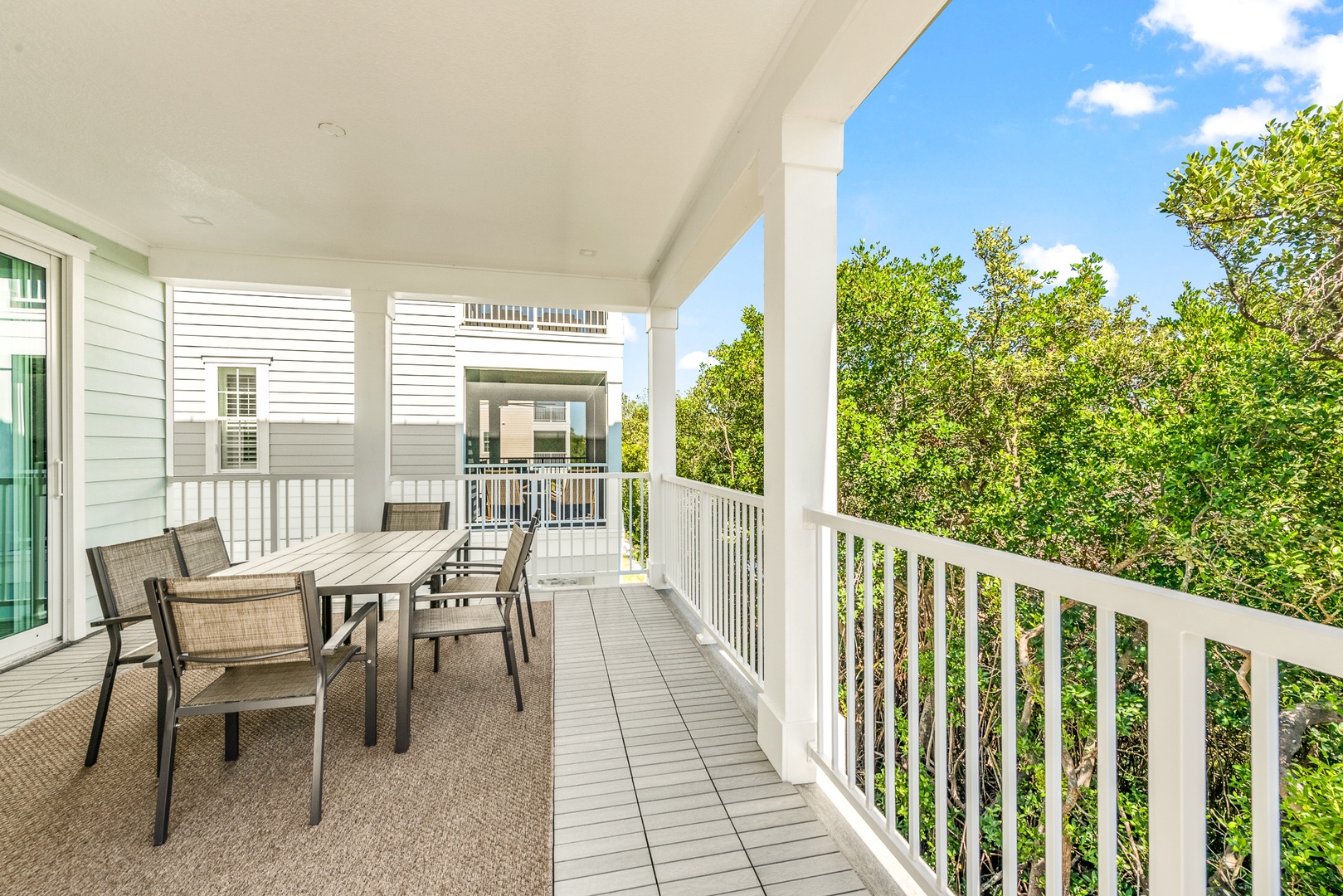 Balcony, Outdoor Dining