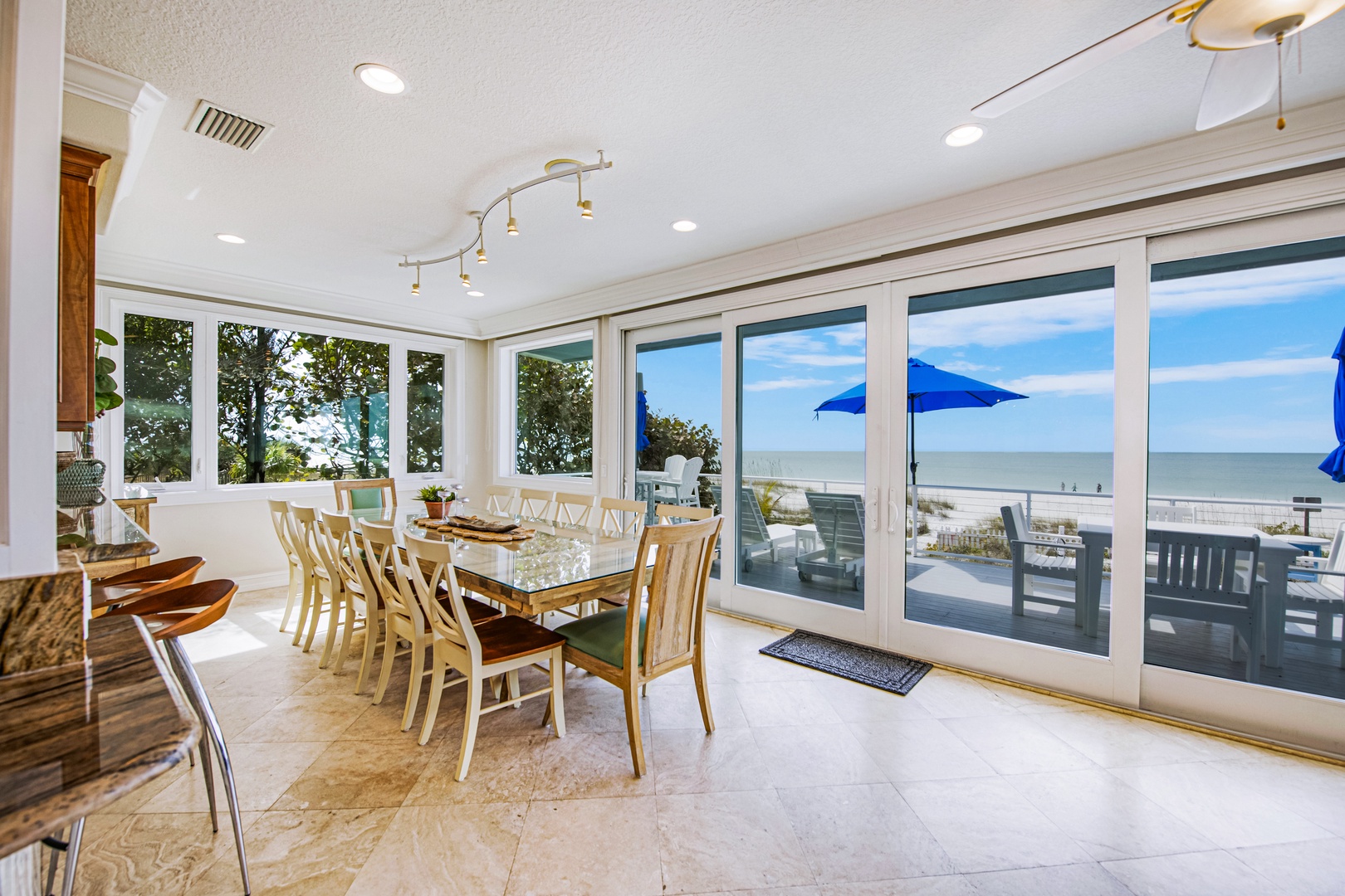 Side B - Top Floor - Dining Area