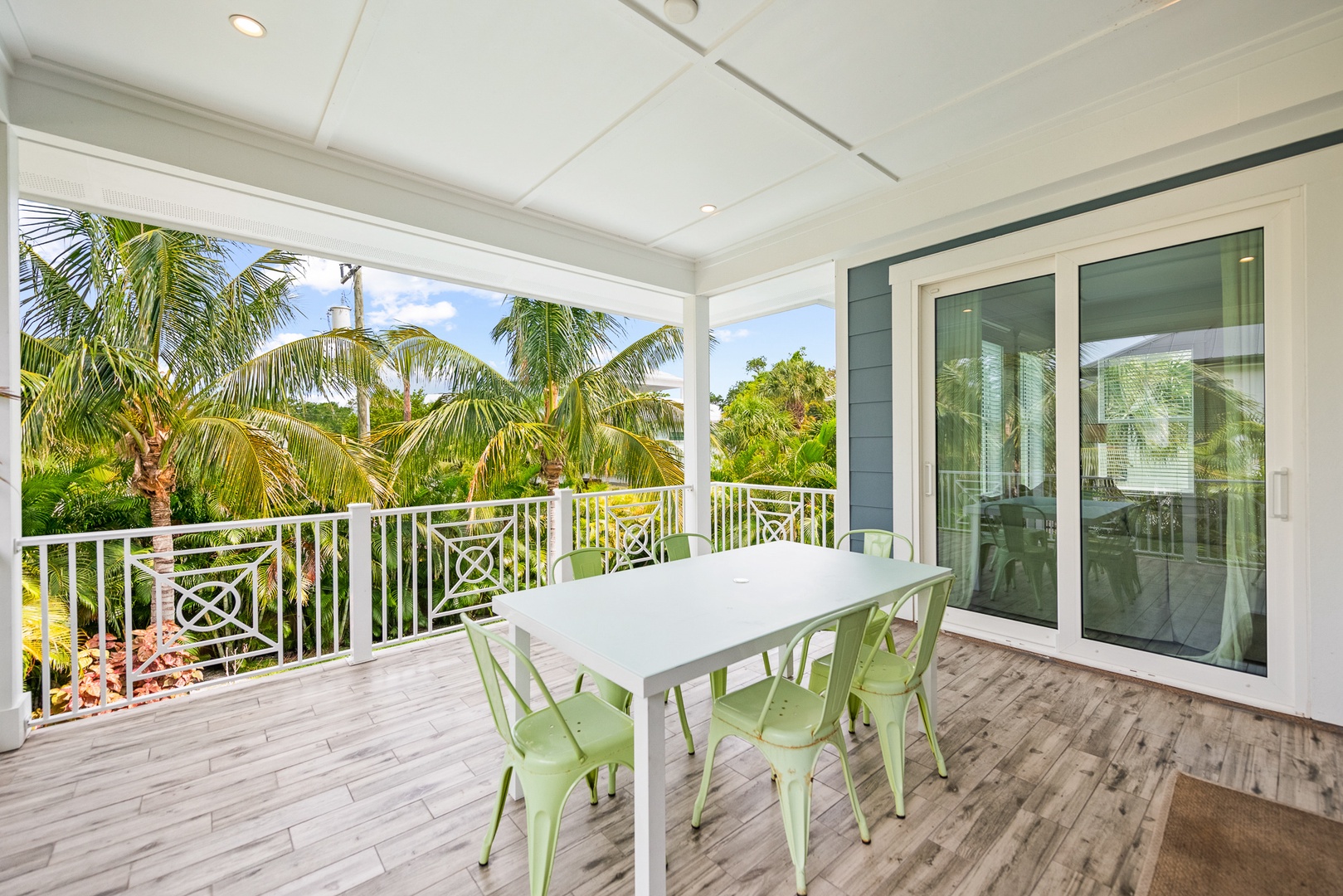 Balcony Dining Area