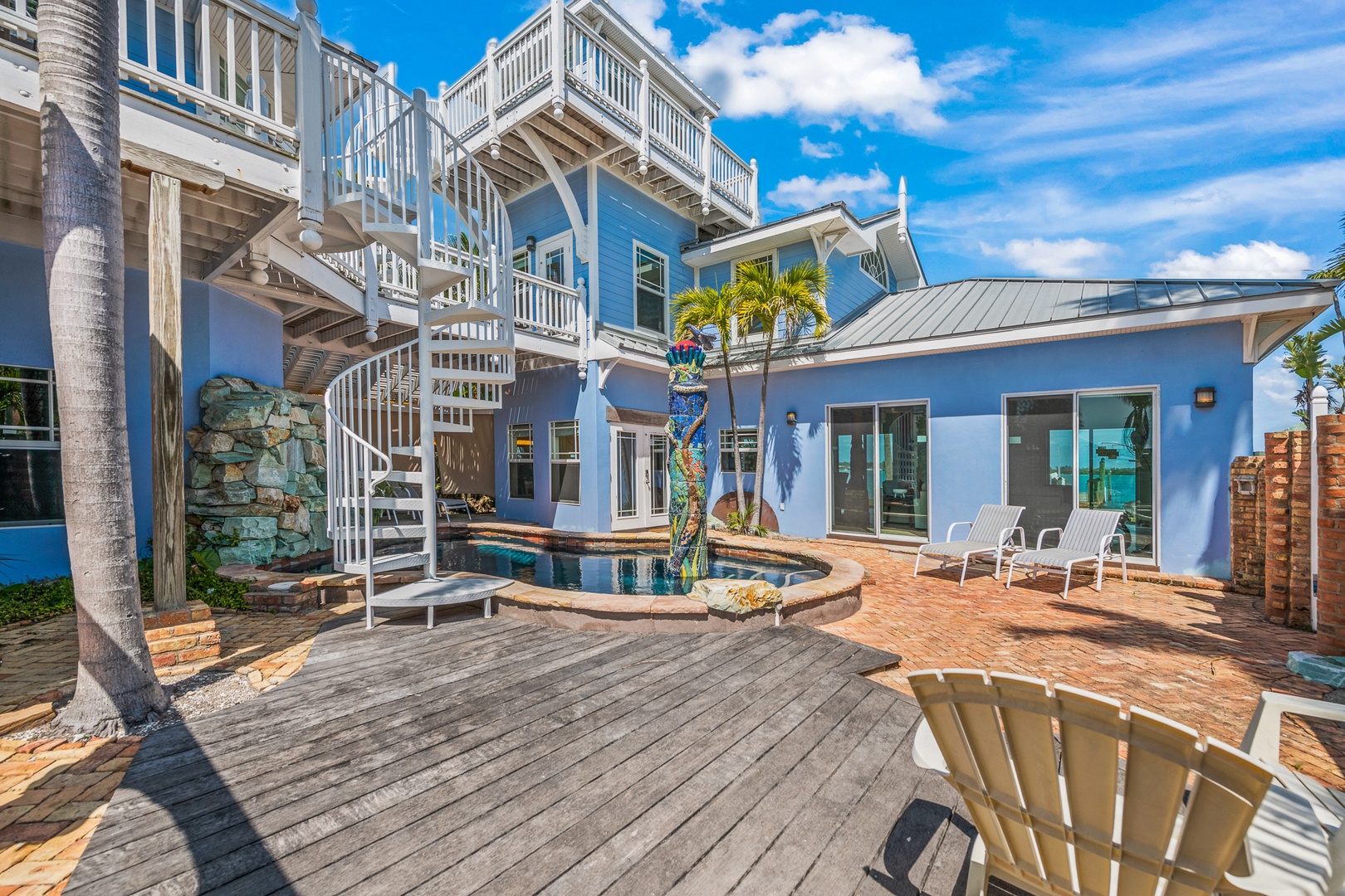 Private Pool Deck