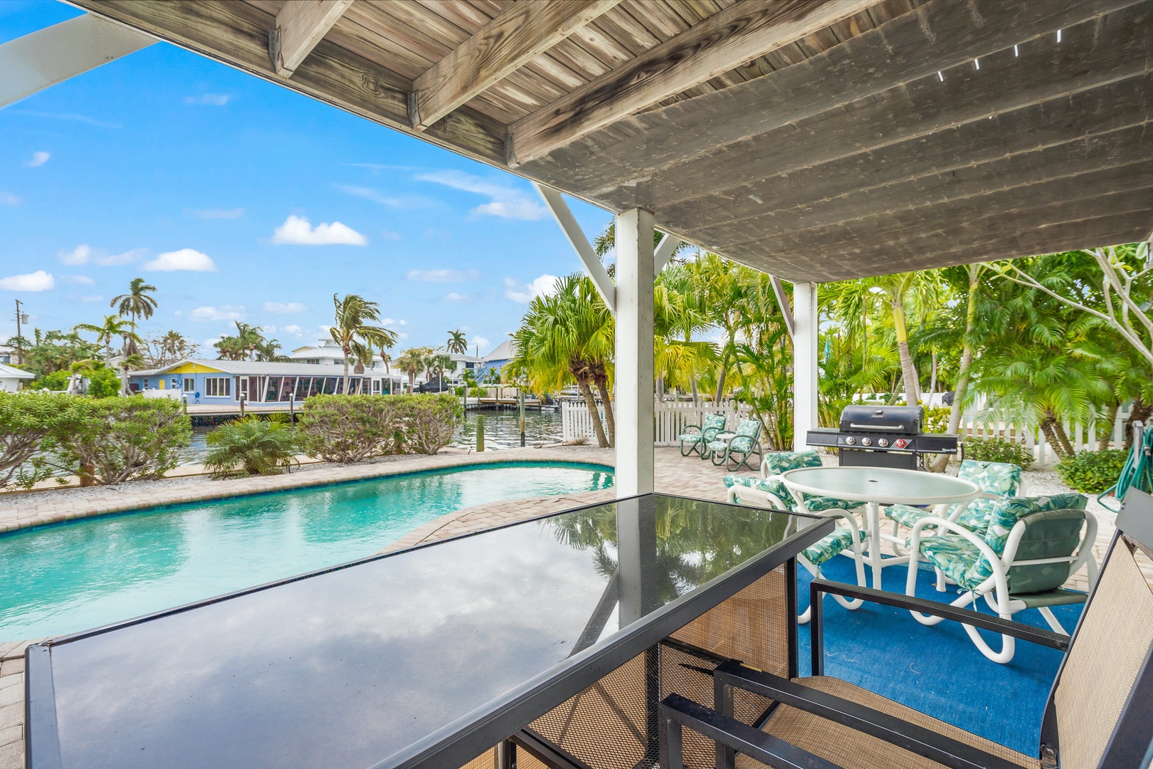 Outdoor Bar and Canal Side Private Pool