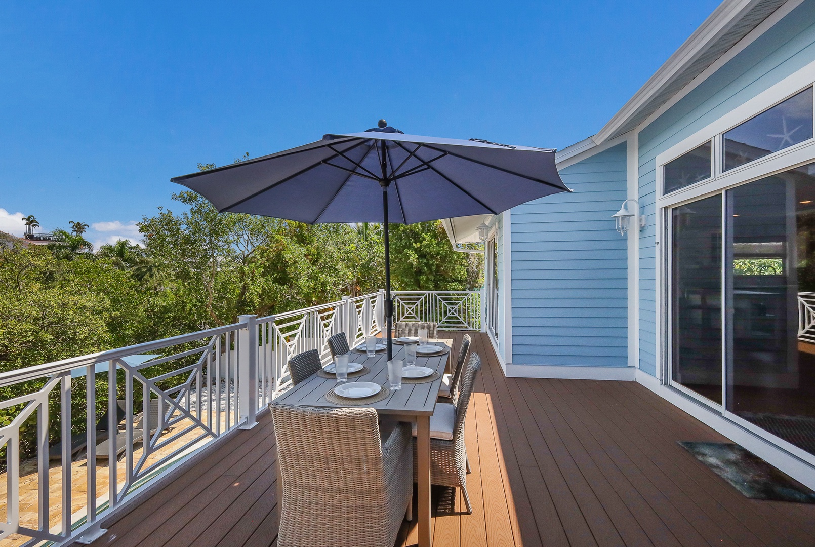 Outdoor Dining Area