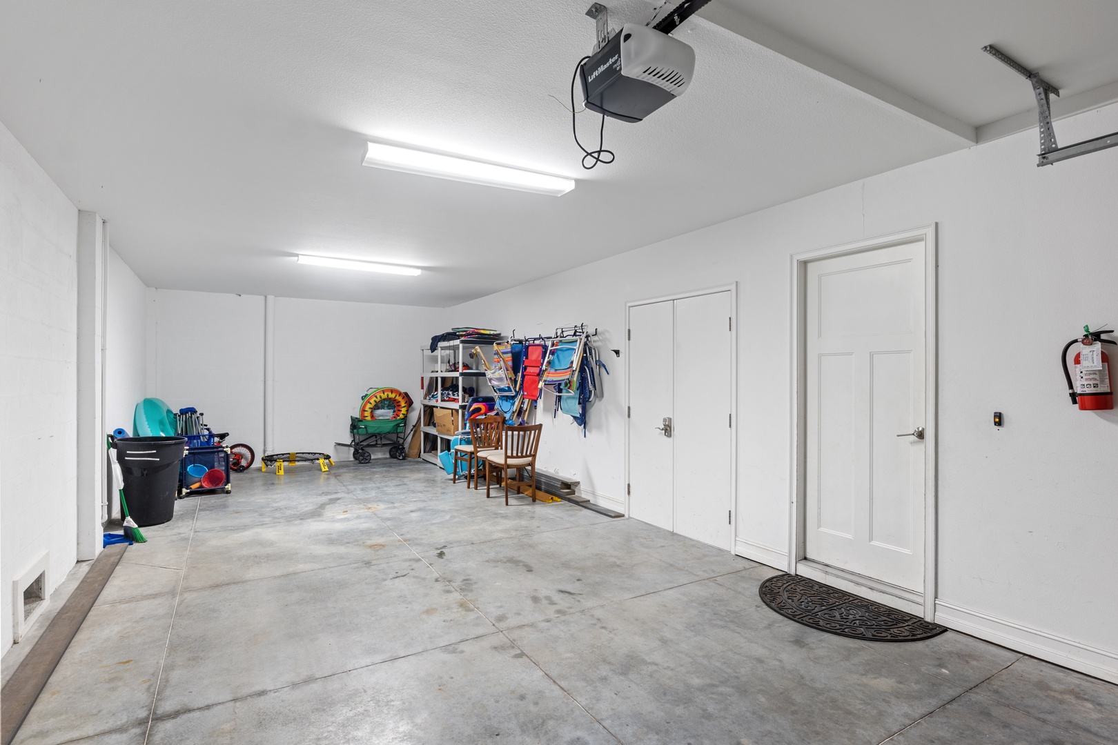 Big Garage with beach cart and chairs