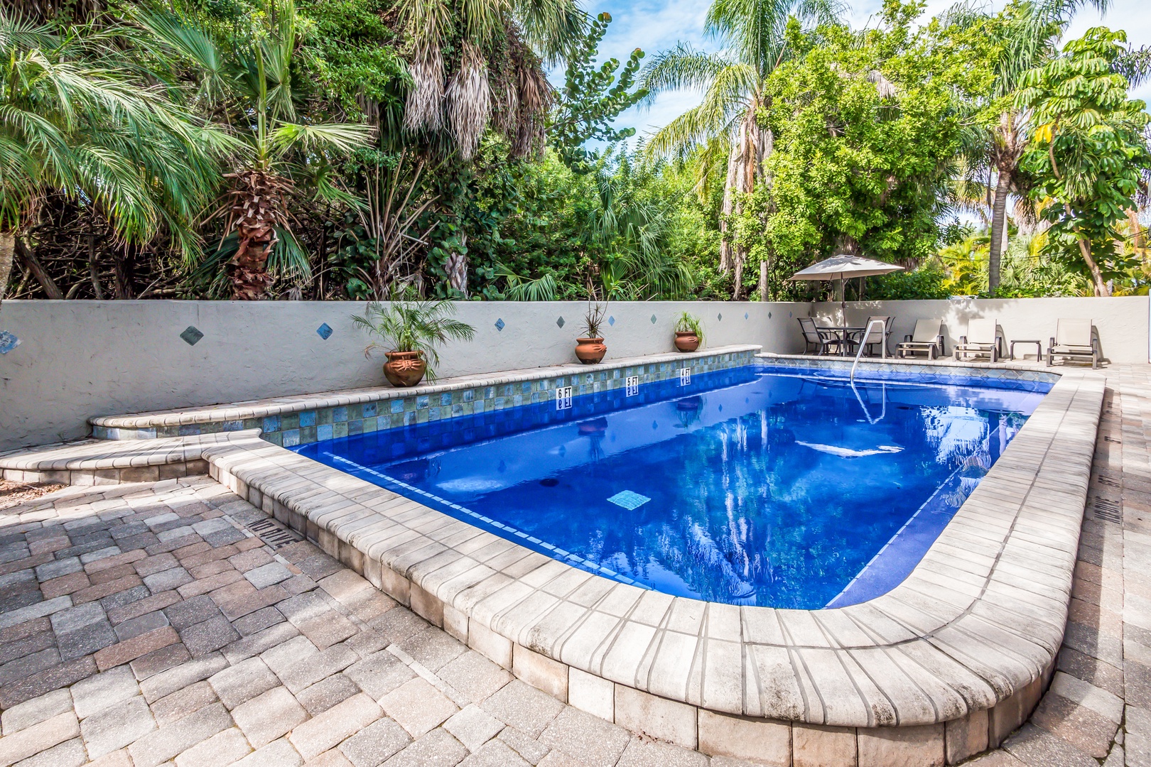 Seabreeze A - By Anna Maria Island Accommodations