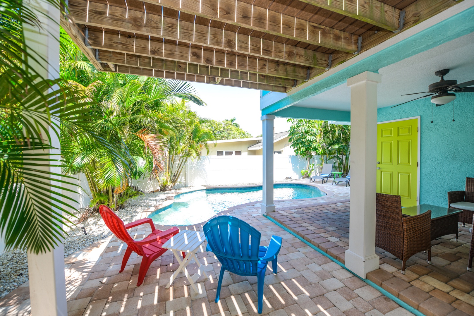 Poolside Seating