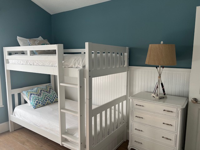 Bedroom 5 - Two Twin Bunks