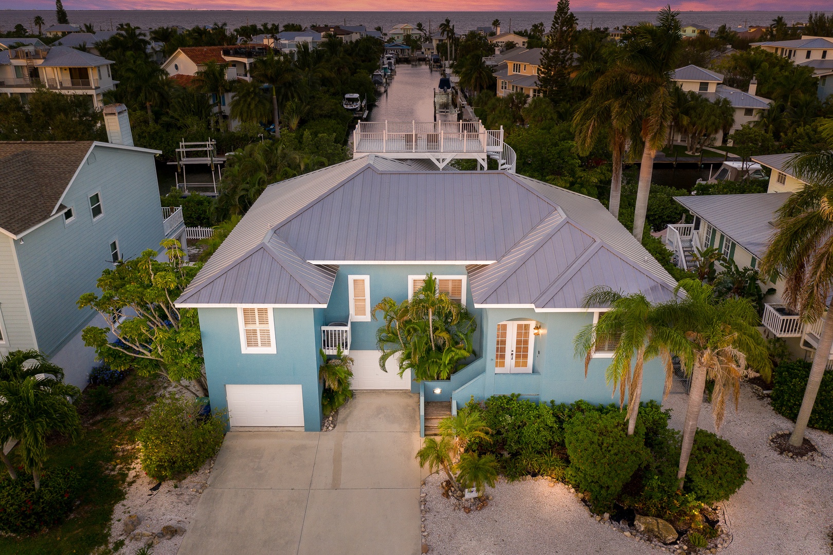 Silver King by Anna Maria Island Accommodations