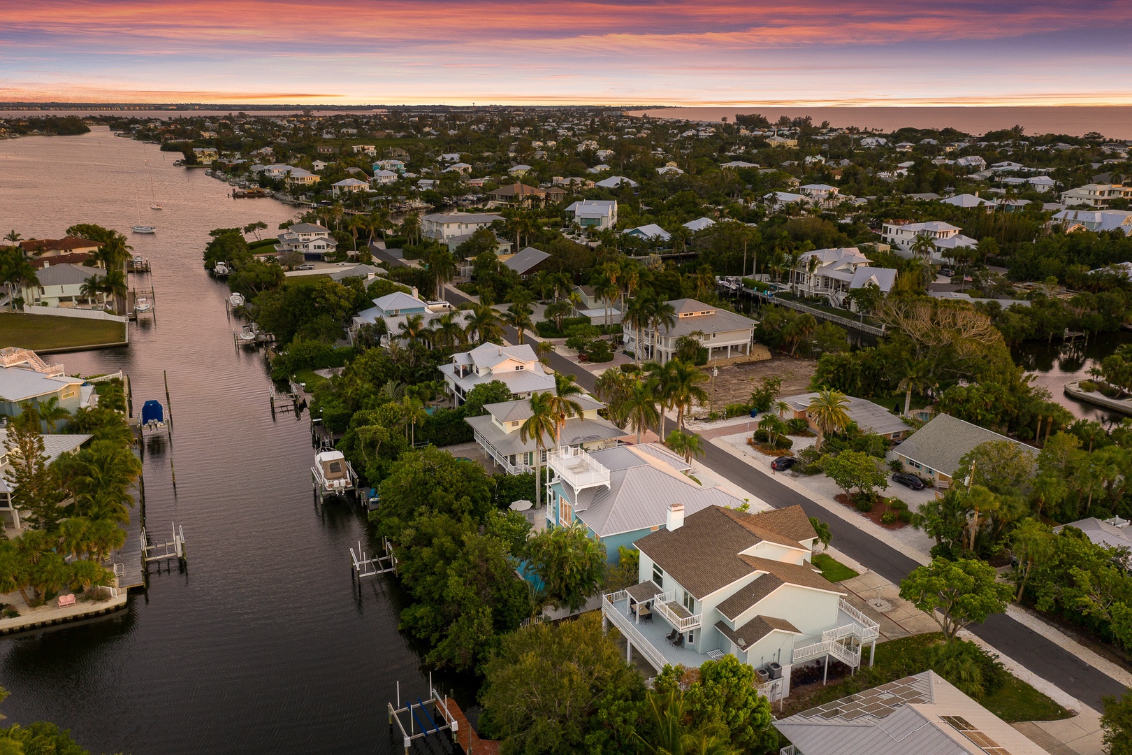 Silver King by Anna Maria Island Accommodations