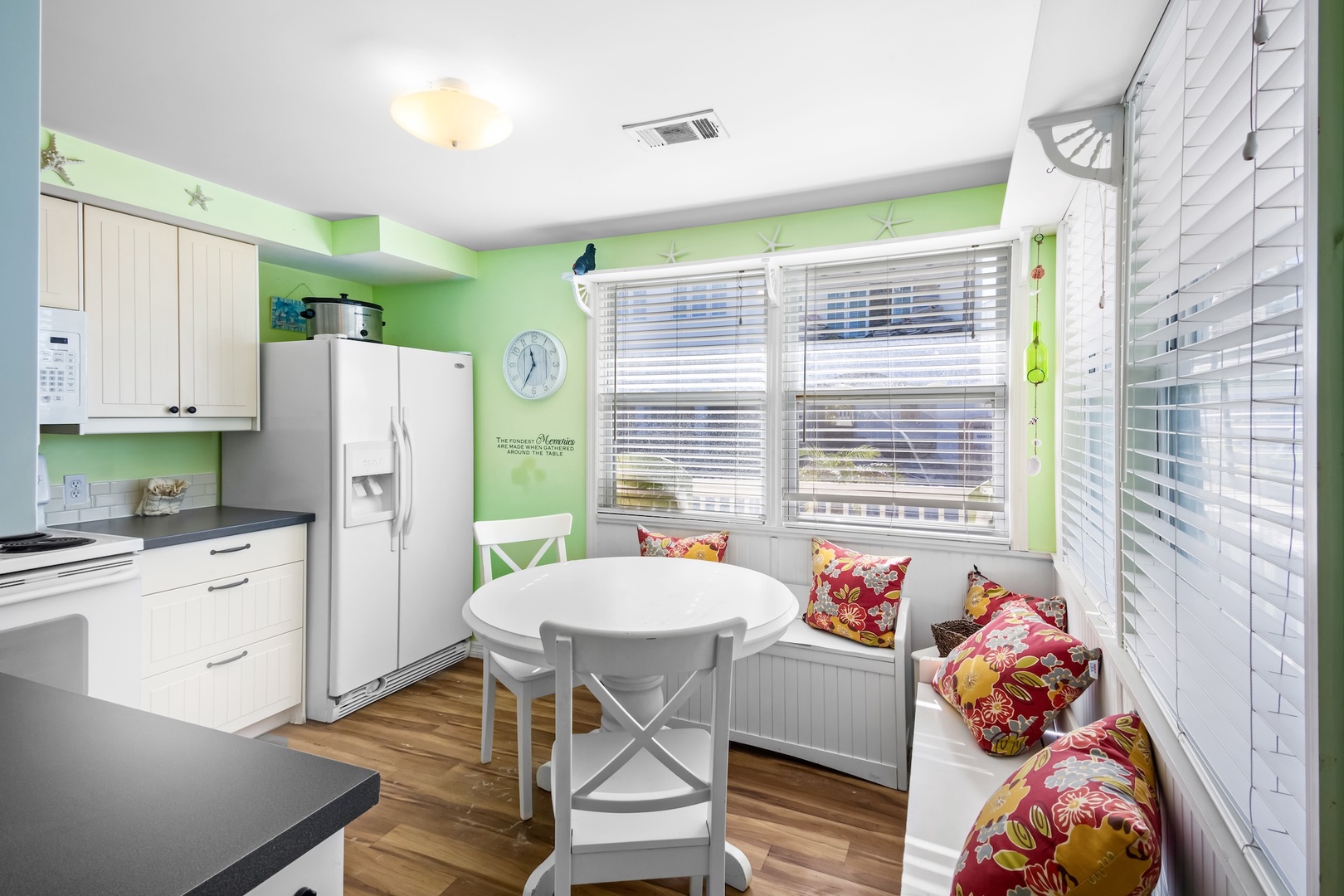 Kitchen, Dining Area