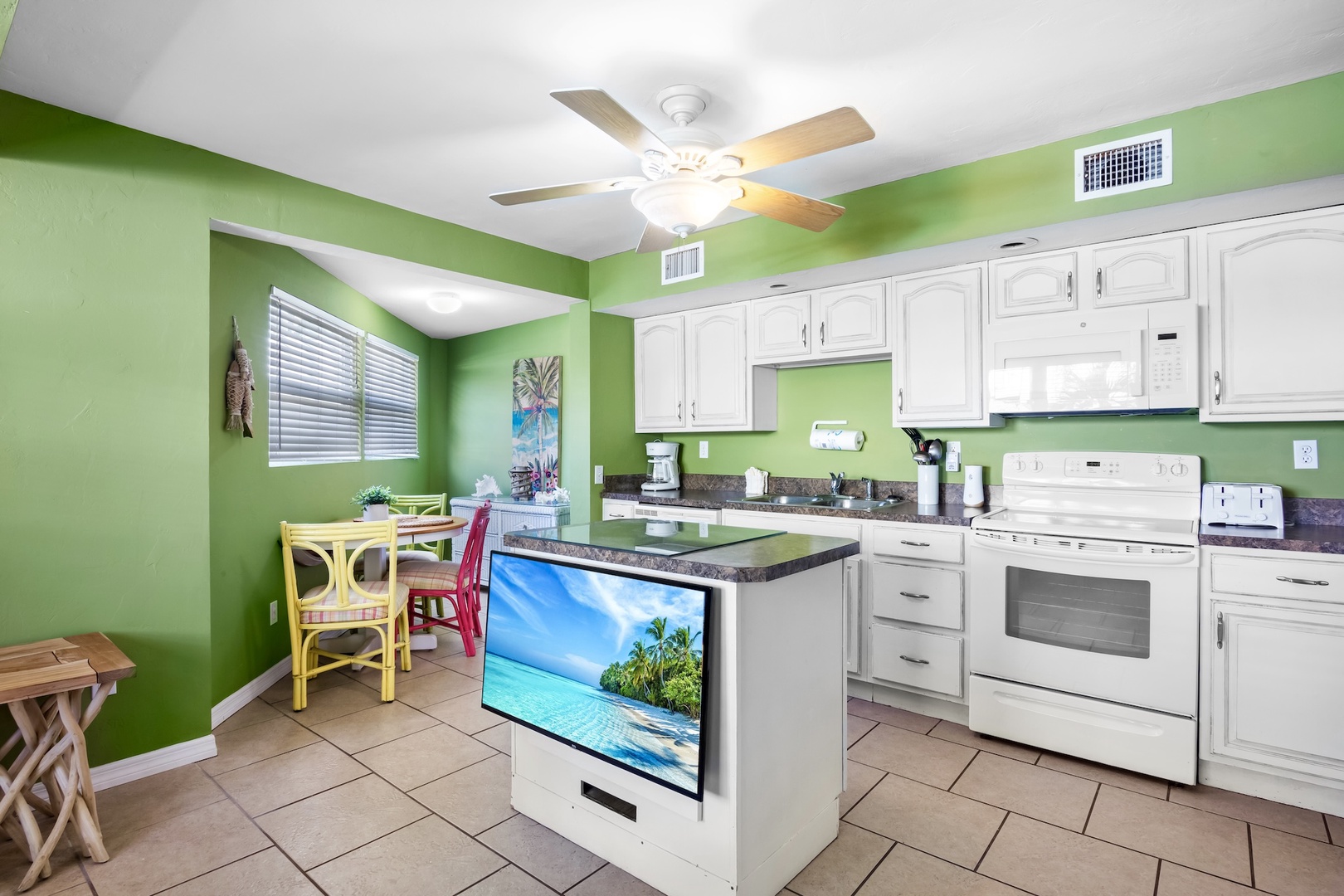 Kitchen, Dining Area