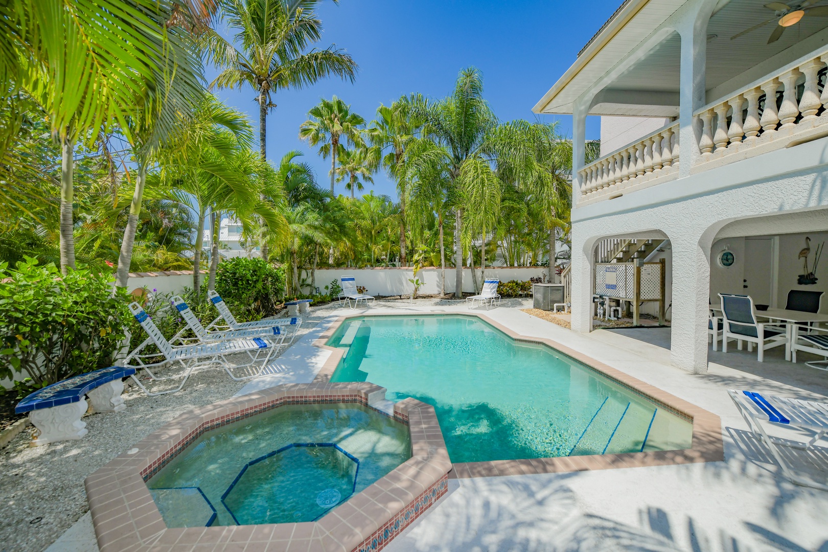 Private Pool and Spa