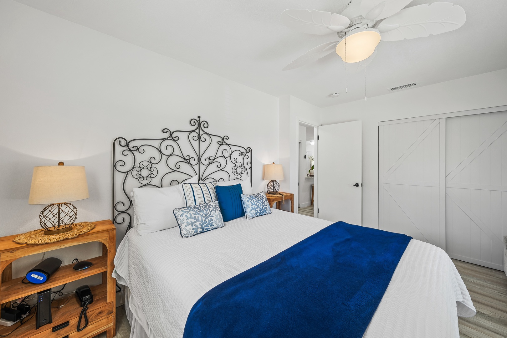 1st Guest Room with Queen Bed