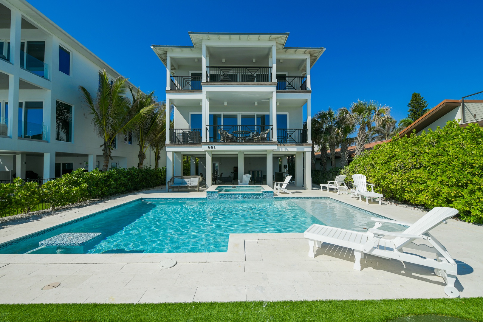 Private Pool and Spa