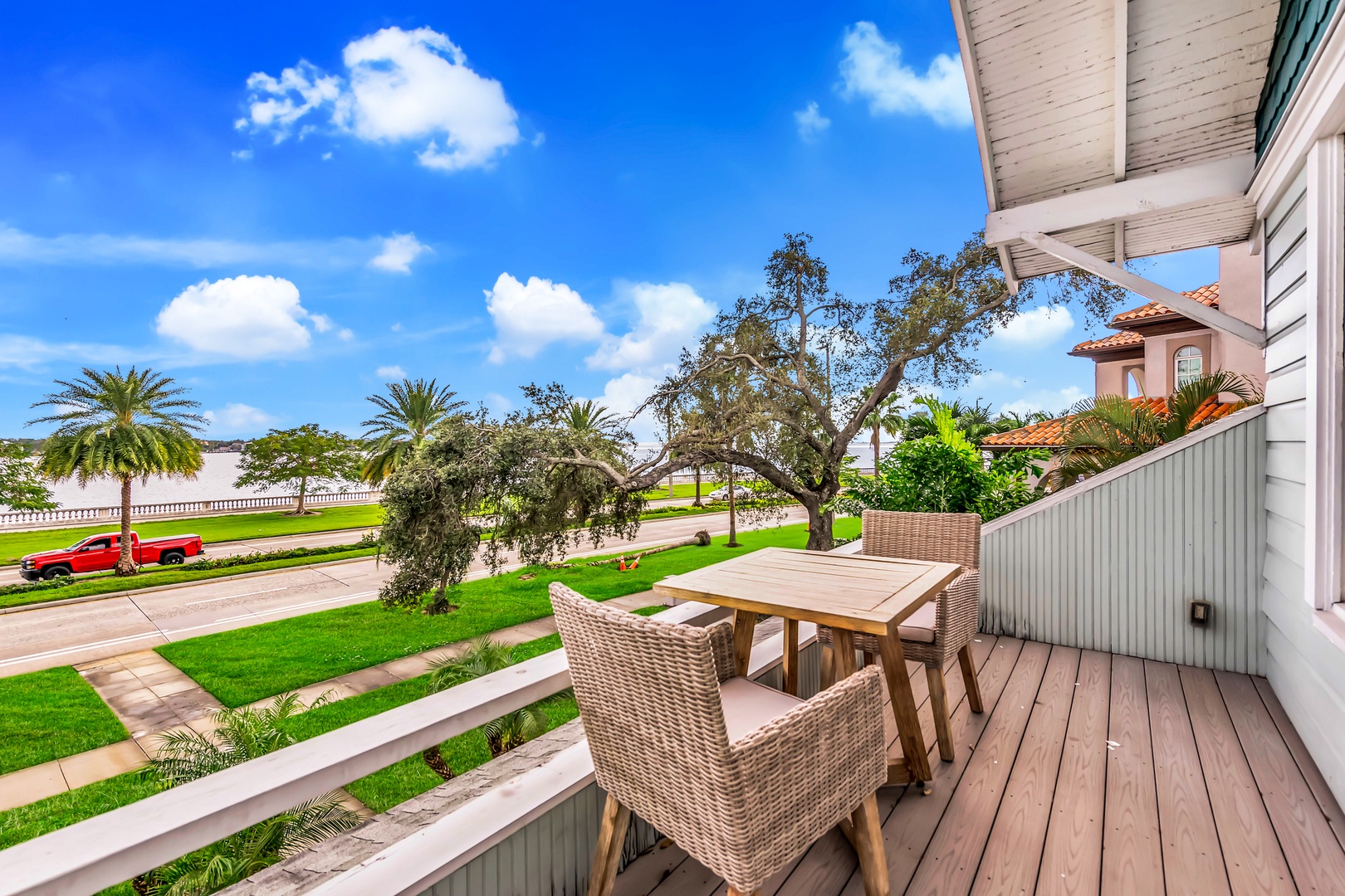 Balcony, Bay View