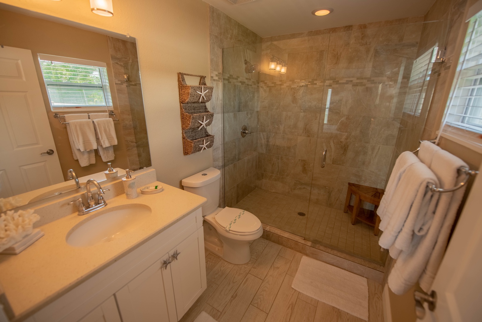 Bathroom with Walk-in-Shower