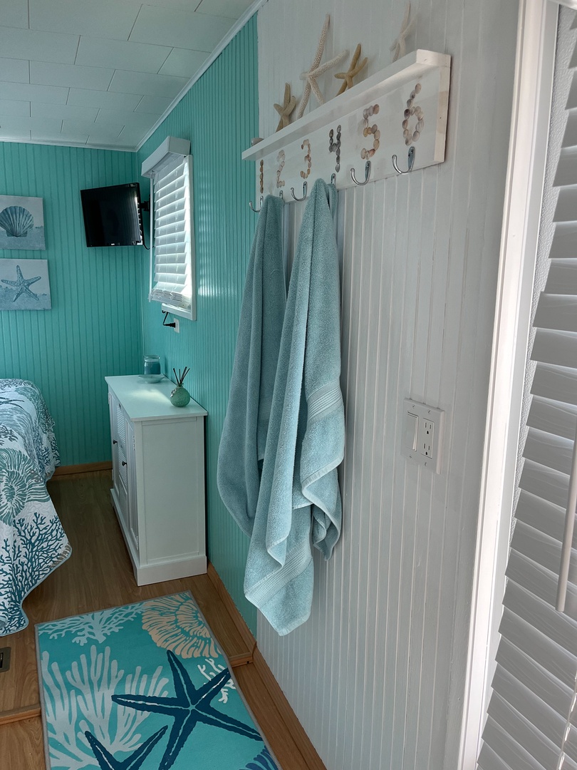 Coquina Cottage- Anna Maria Vacations