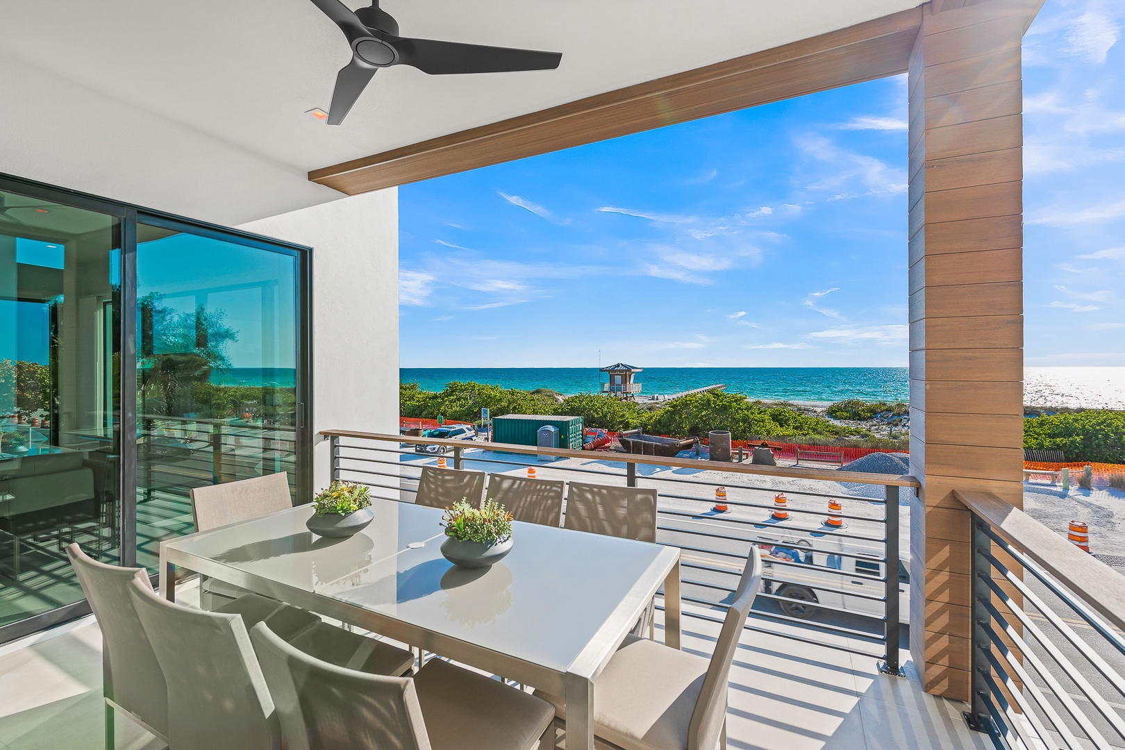 Balcony Dining Area - Gulf Views