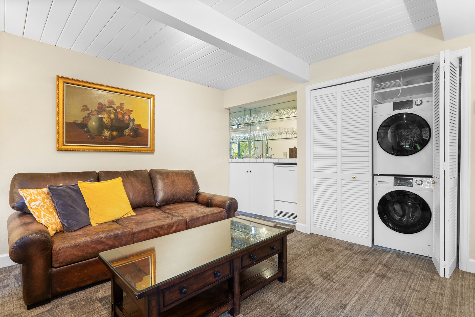 Den & Washer/Dryer