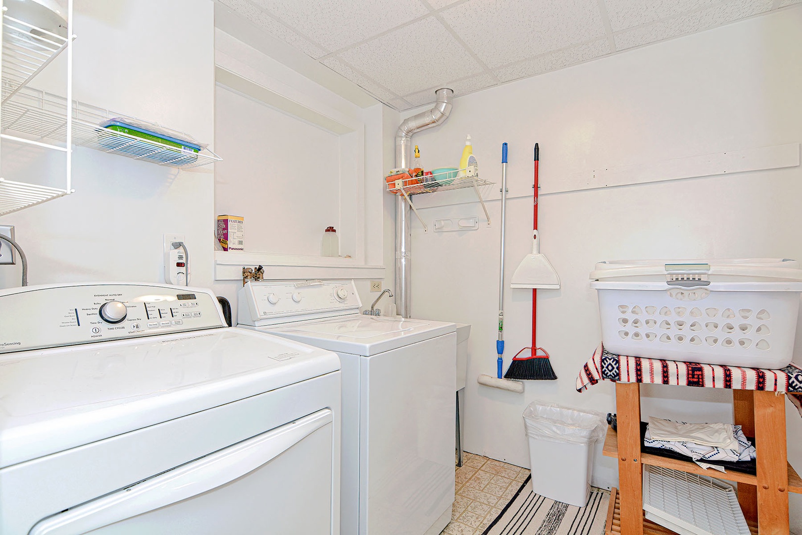 Laundry/utility room.