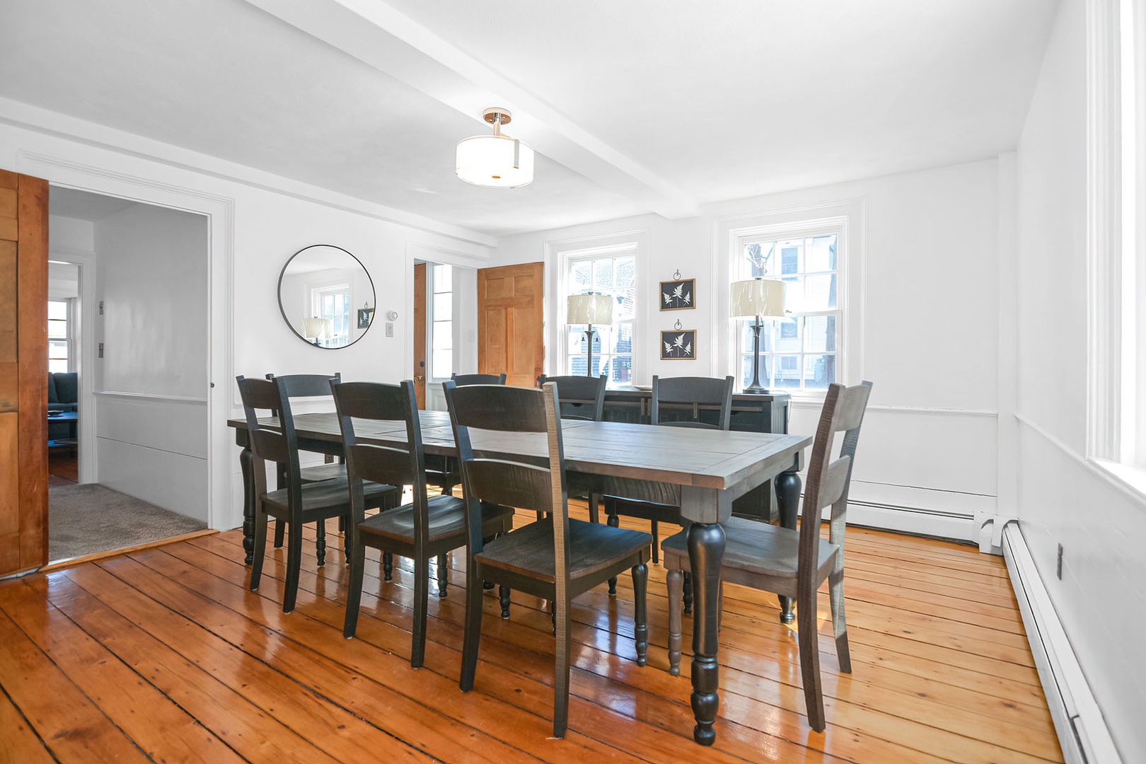 Dining room.