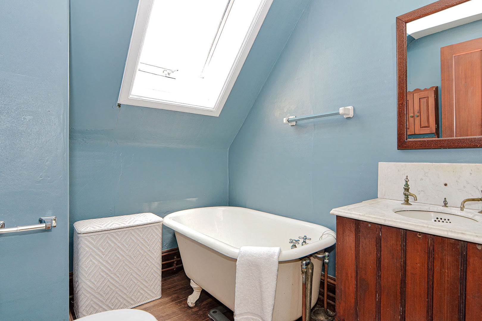 3rd floor hall bath with clawfoot tub.