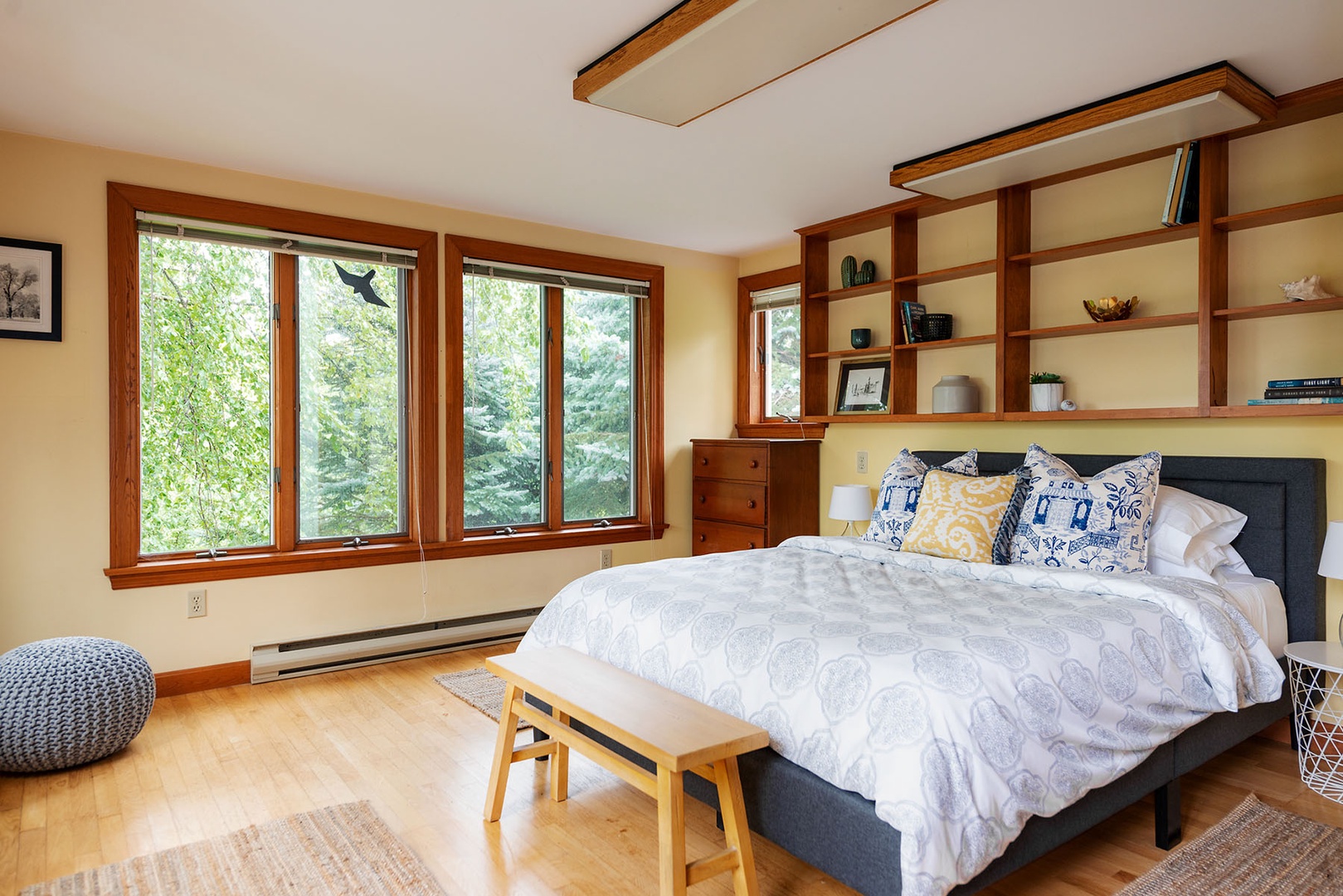 BR 2: Queen bedroom.